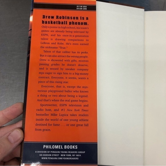 True Legend by: Mike Lupica, hardback book - Picture 2 of 7